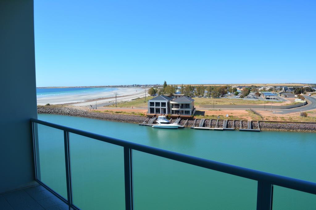Wallaroo Marina Luxury Apartment エクステリア 写真